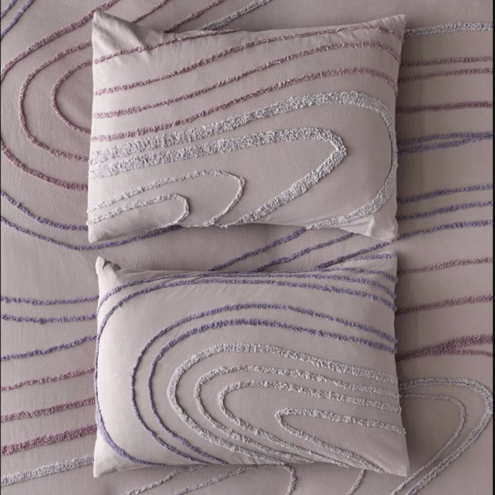Urban Outfitters 100% Cotton Lavender Swirl Tufted Standard Sham Set 21x27"